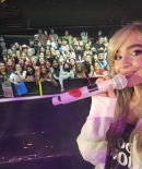 sabrinacarpenter-daily_28429.jpg