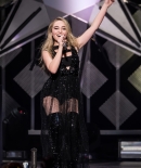 sabrinacarpenter-daily_285329.jpg