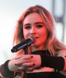 sabrinacarpenter-daily_284229.jpg