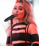 sabrinacarpenter-daily_284429.jpg