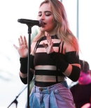 sabrinacarpenter-daily_28729.jpg