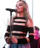 sabrinacarpenter-daily_28929.jpg