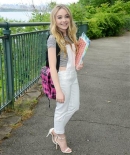 sabrinacarpenter-daily_2814129.jpg