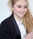 sabrinacarpenter-daily_283829.jpg