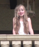 sabrinacarpenter-daily_2817929.jpg