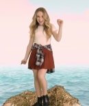 sabrinacarpenter-daily_281729.jpg