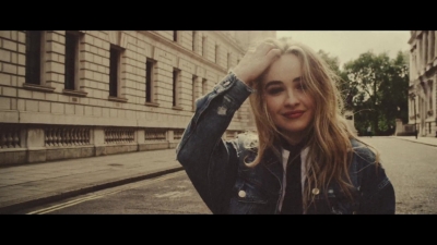 sabrinacarpenter-daily_286129.jpg