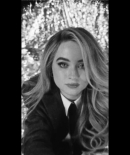 sabrinacarpenter-daily_28829.jpg