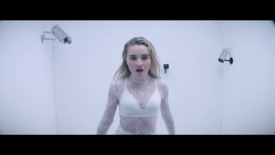 sabrinacarpenter-daily_2810429.jpg