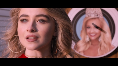 sabrinacarpenter-daily_2856629.jpg