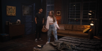 sabrinacarpenter-daily_28121229.jpg