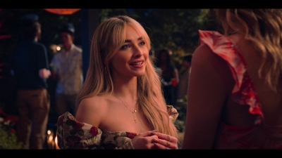 sabrinacarpenter-daily_2874729.jpg