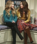 sabrinacarpenter-daily_281229.jpg