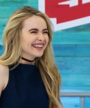 sabrinacarpenter-daily_282129.jpg