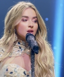 sabrinacarpenter-daily_282229.jpg