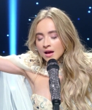 sabrinacarpenter-daily_285529.jpg