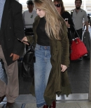 sabrinacarpenter-daily_289529.jpg