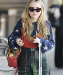 sabrinacarpenter-daily_28229.jpg