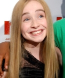 sabrinacarpenter-daily_28129.jpg