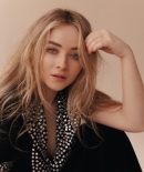 sabrinacarpenter-daily_281329.jpg