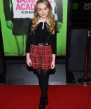 sabrinacarpenter-daily_284229.jpg