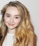 sabrinacarpenter-daily_28429.jpg