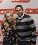 sabrinacarpenter-daily_28229.jpg