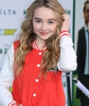 sabrinacarpenter-daily_282729.jpg