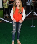 sabrinacarpenter-daily_283129.jpg