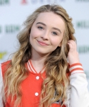 sabrinacarpenter-daily_286229.jpg