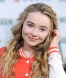 sabrinacarpenter-daily_286329.jpg