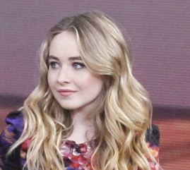 sabrinacarpenter-daily_28729.jpg